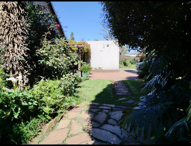 3 BEDROOM HOUSE FOR SALE IN BIRCHLEIGH